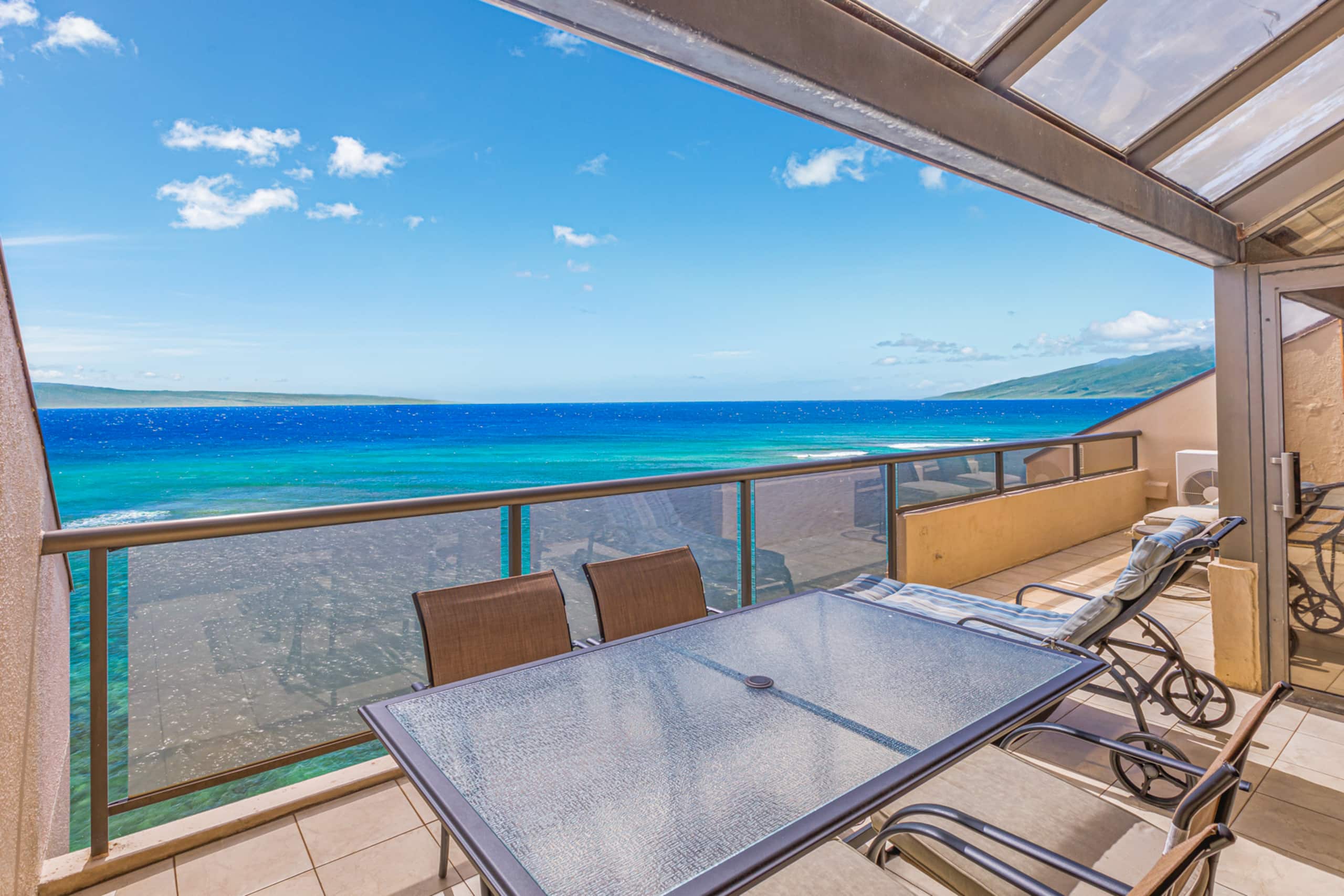 Condo in Lahaina · ★4.67 · 3 bedrooms · 6 beds · 3 shared baths - Image 4