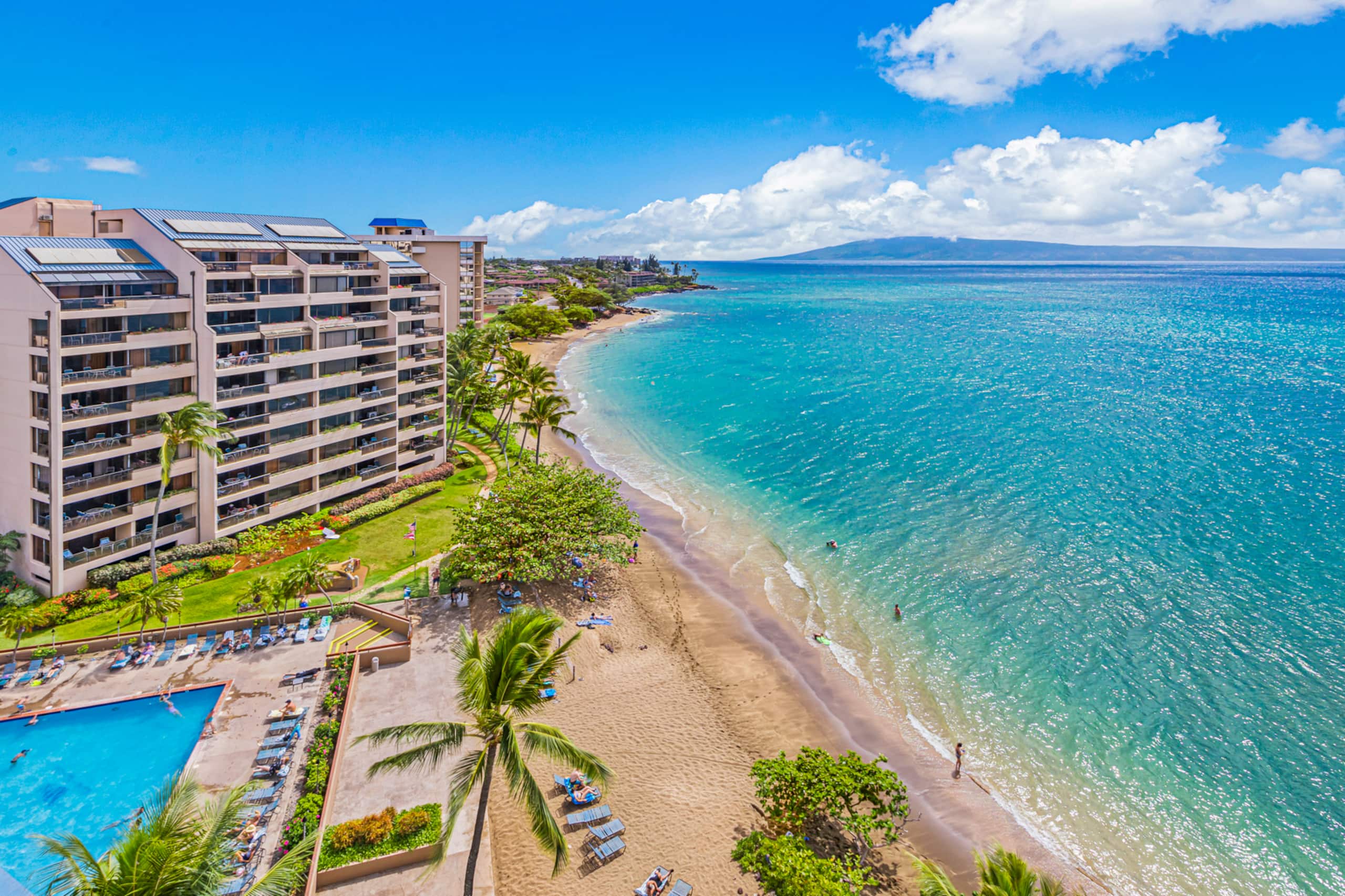 Condo in Lahaina · ★4.67 · 3 bedrooms · 6 beds · 3 shared baths - Image 39