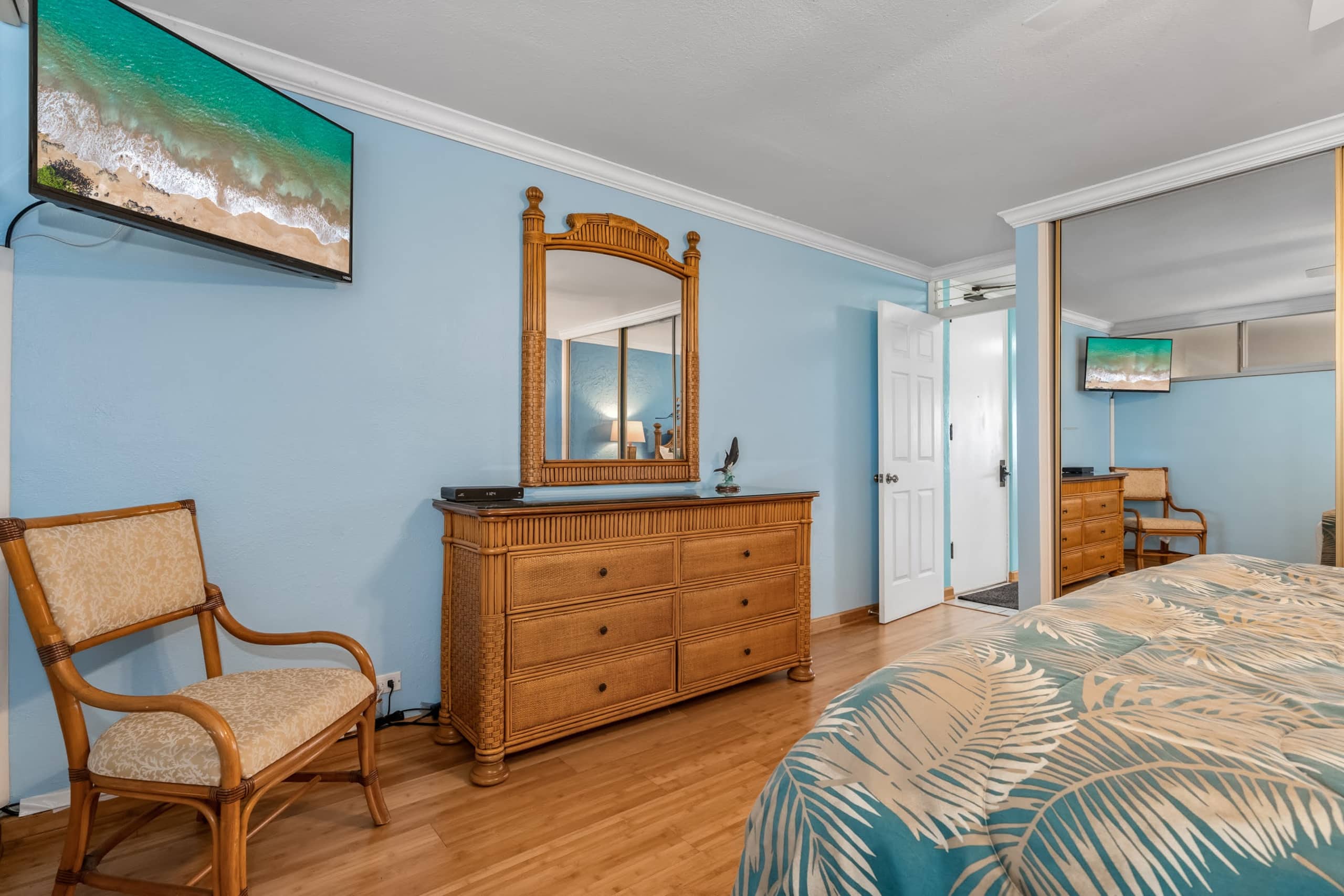 Condo in Lahaina · ★4.79 · 1 bedroom · 2 beds · 1 shared bath - Image 23