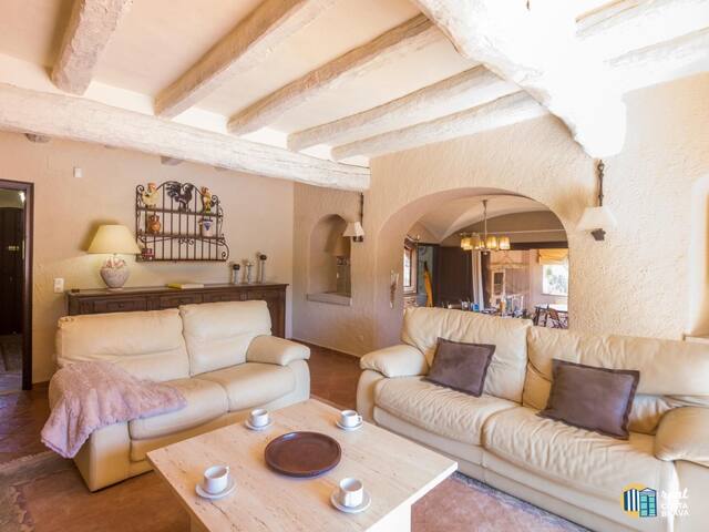 Villa Violeta by Rent Costa Brava gallery image 3