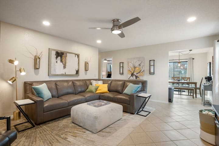 Jenks Spectacular Spain Ranch-Close to Five Oaks
