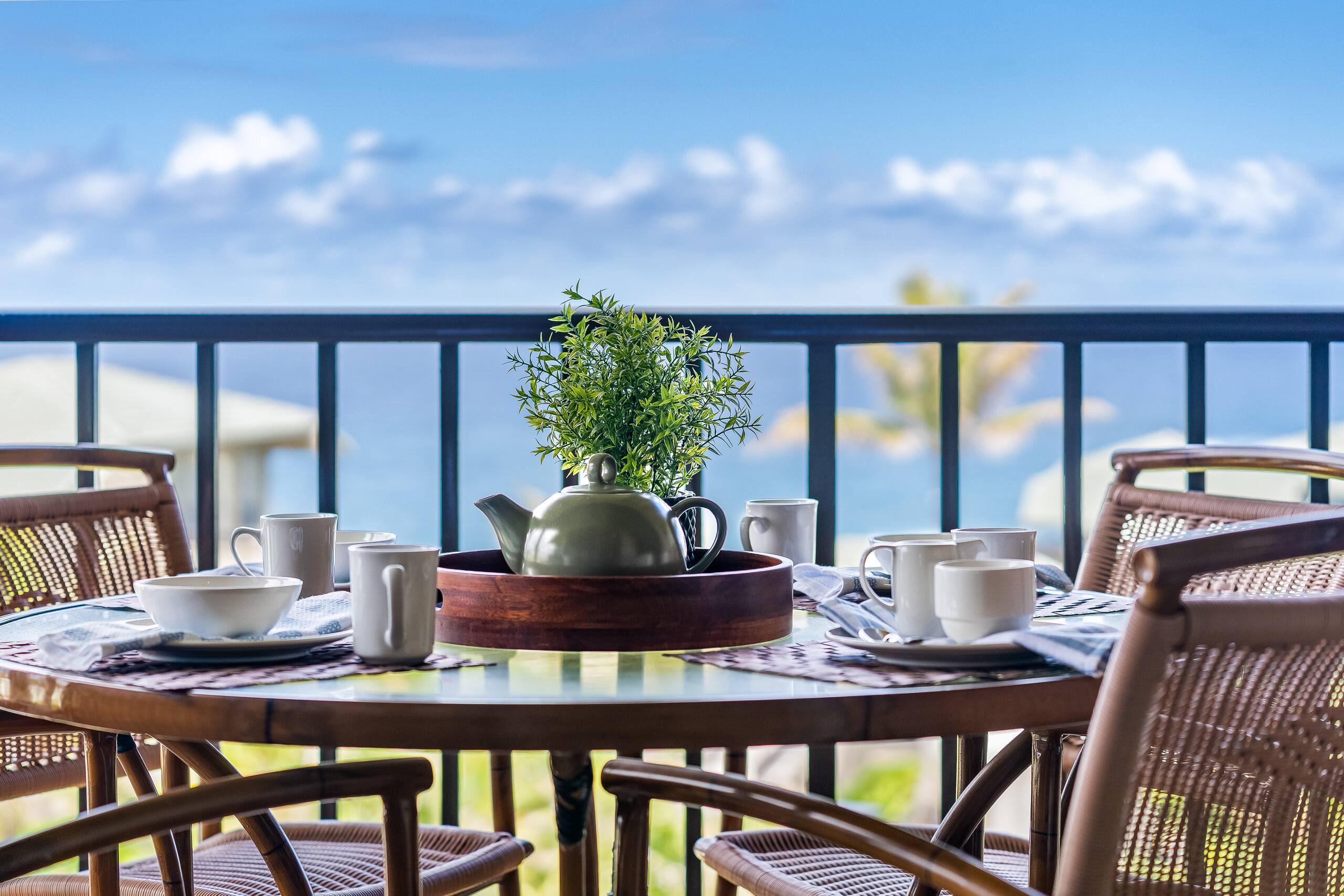 Condo in Lahaina · ★4.97 · 1 bedroom · 2 beds · 1 bath - Image 21