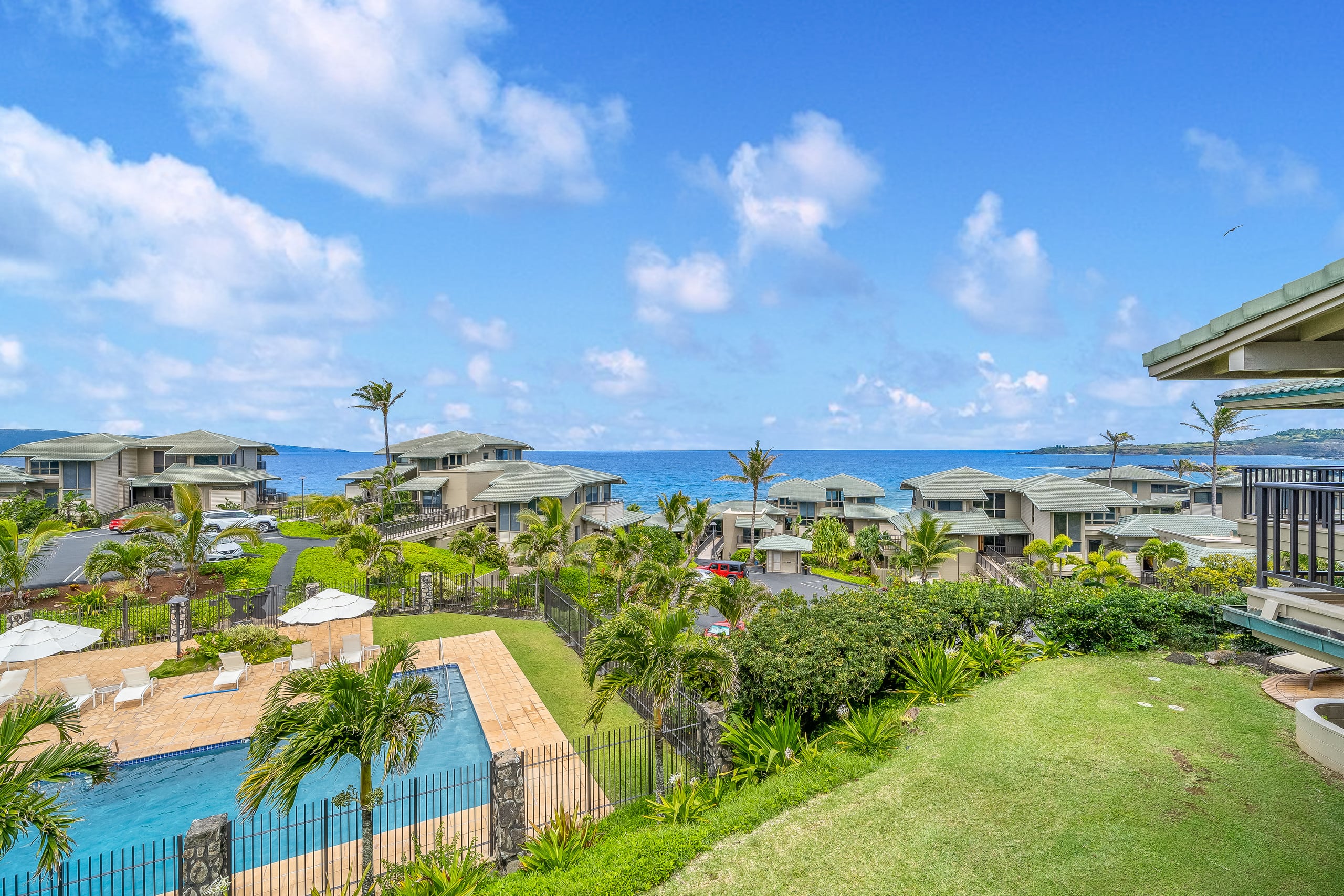 Condo in Lahaina · ★4.97 · 1 bedroom · 2 beds · 1 bath - Image 34