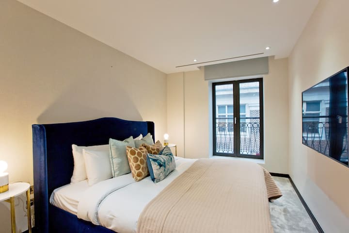 37GS Residences | 2bedroom Apt 415 near Piccadilly