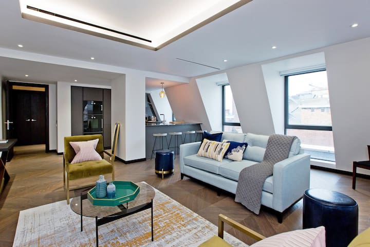 37GS Residences | 2bedroom Apt 416 near Piccadilly