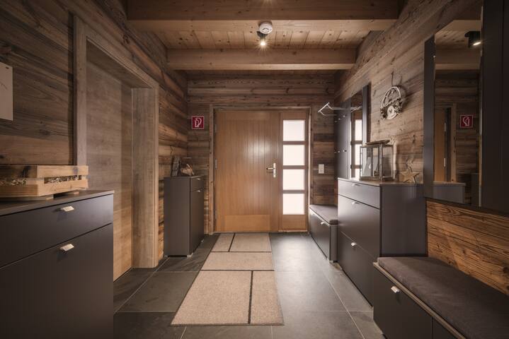 Common Visual Beteiligungs-GmbH managed Airbnb listing 2