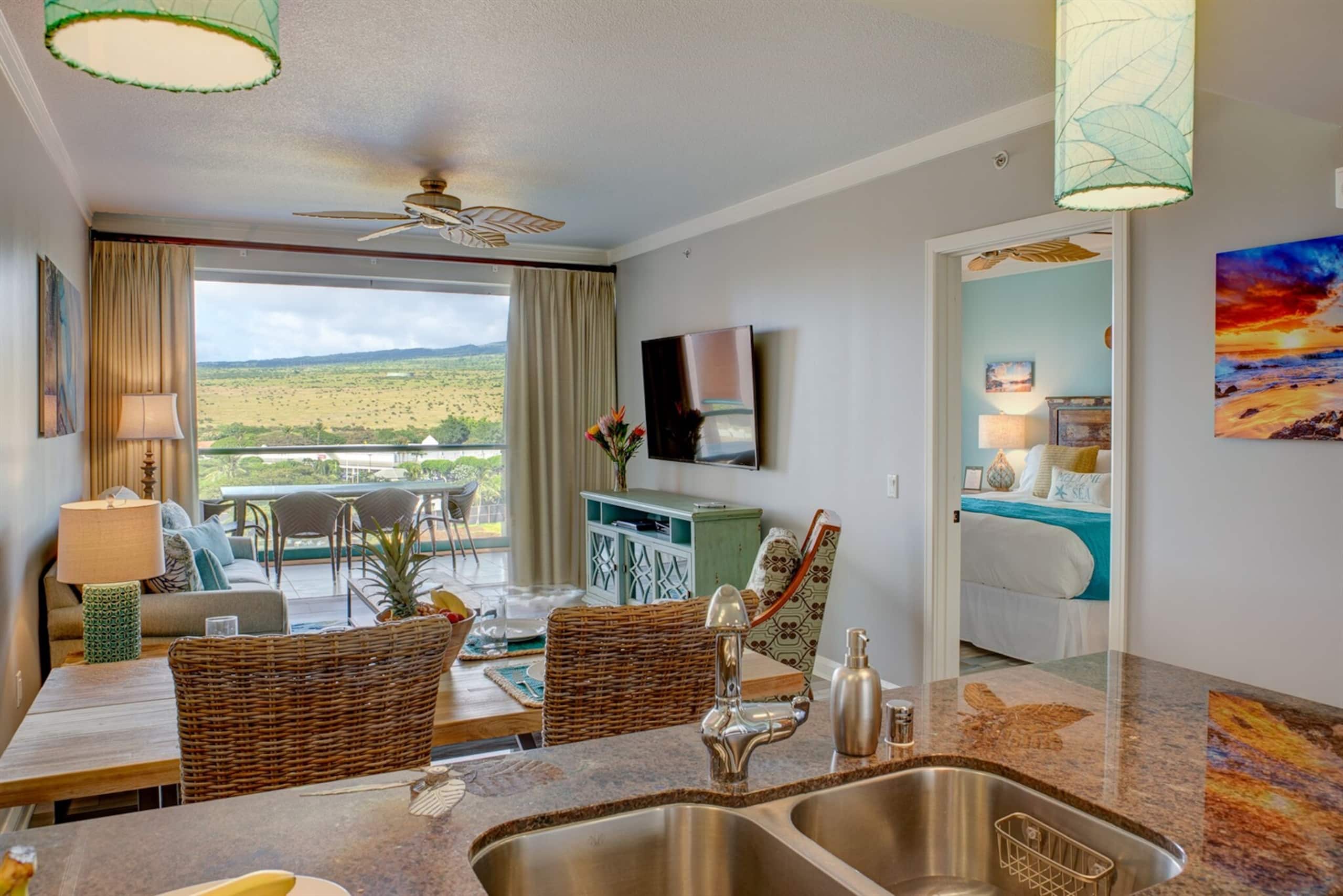 Condo in Lahaina · ★4.96 · 1 bedroom · 2 beds · 1 bath - Image 16