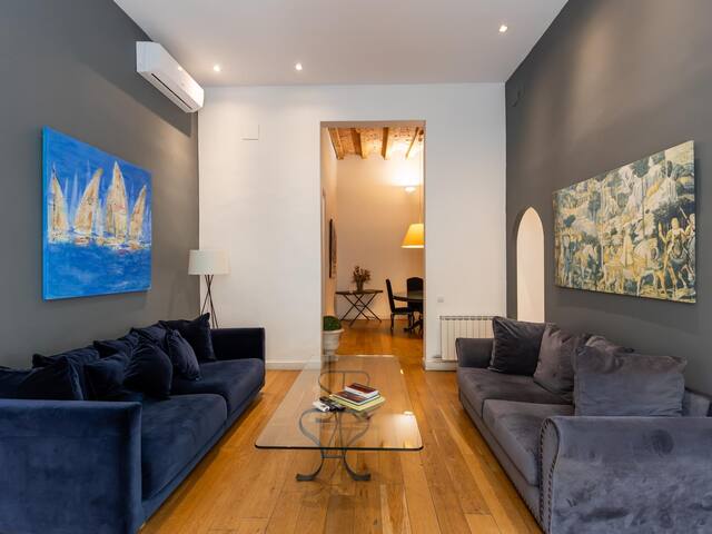 Deluxe two bedrooms apartment gallery image 3