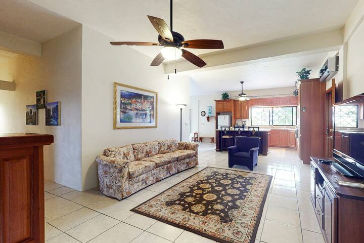 7BR Mountainview | Private Pool | Deck | Firepit gallery image 5