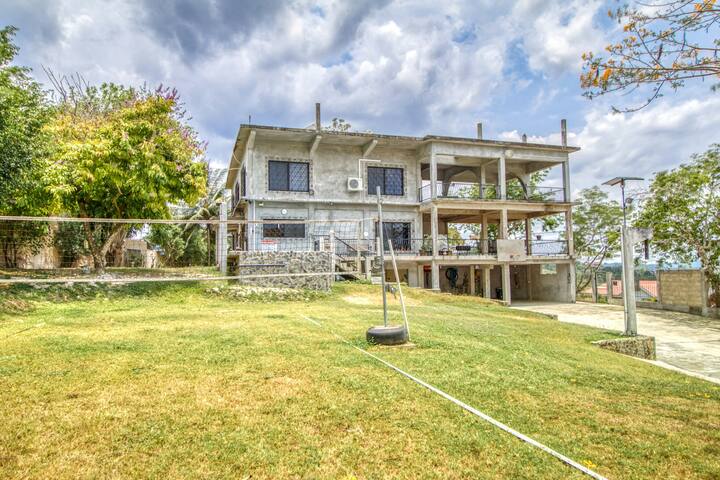 7BR Mountainview | Private Pool | Deck | Firepit