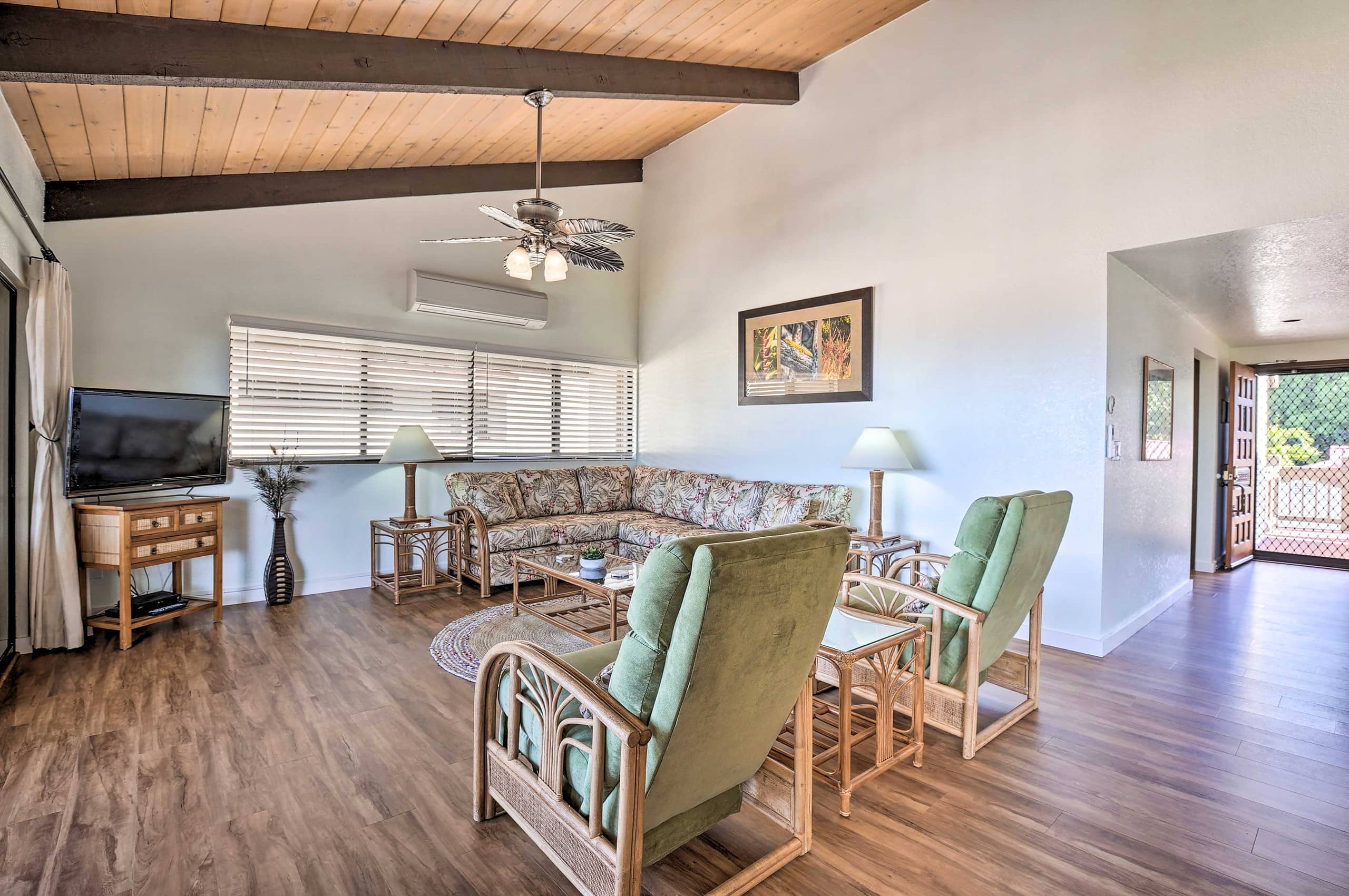 Condo in Kailua-Kona · ★4.95 · 1 bedroom · 2 beds · 2 baths - Image 4