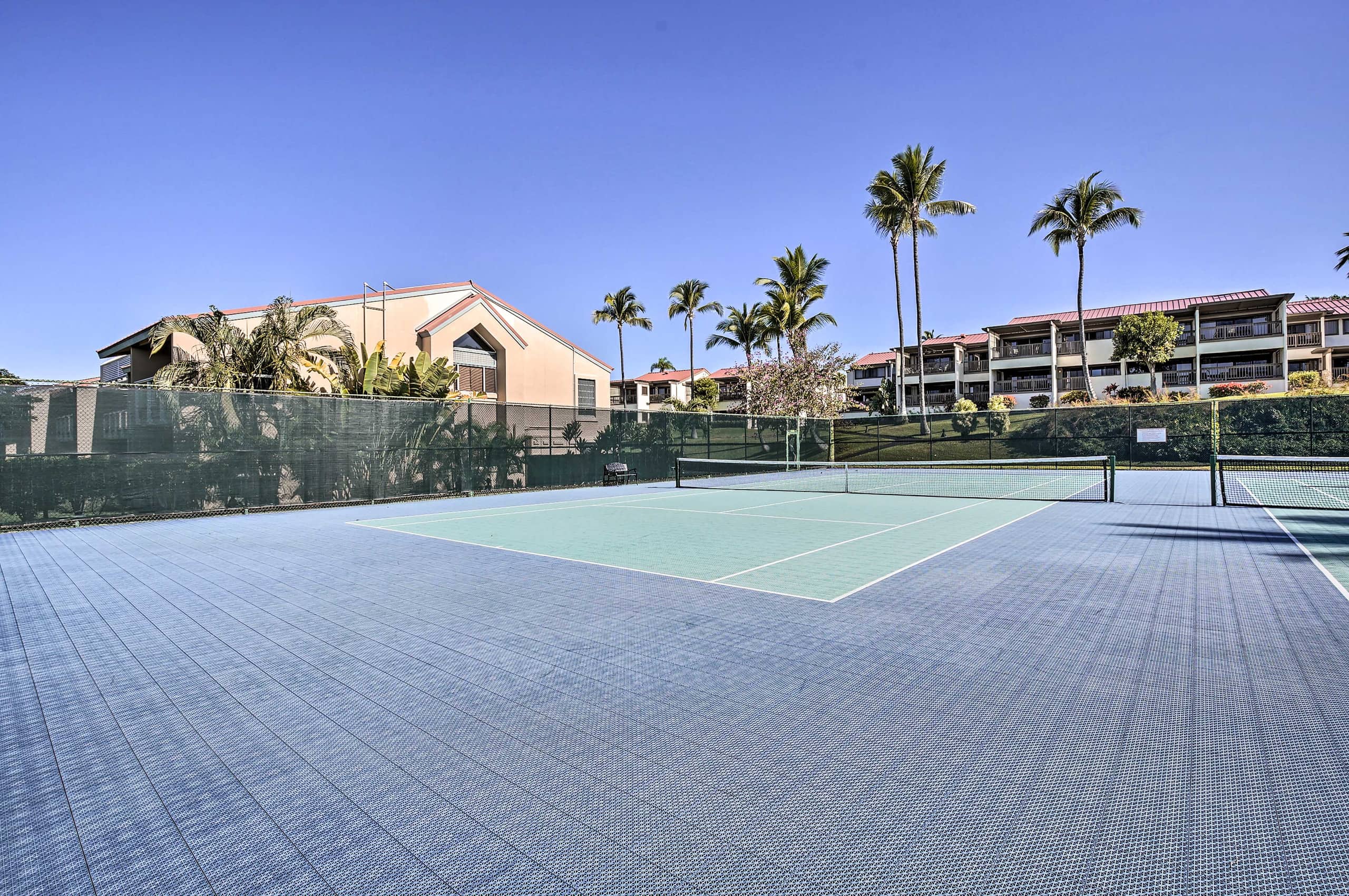 Condo in Kailua-Kona · ★4.95 · 1 bedroom · 2 beds · 2 baths - Image 29