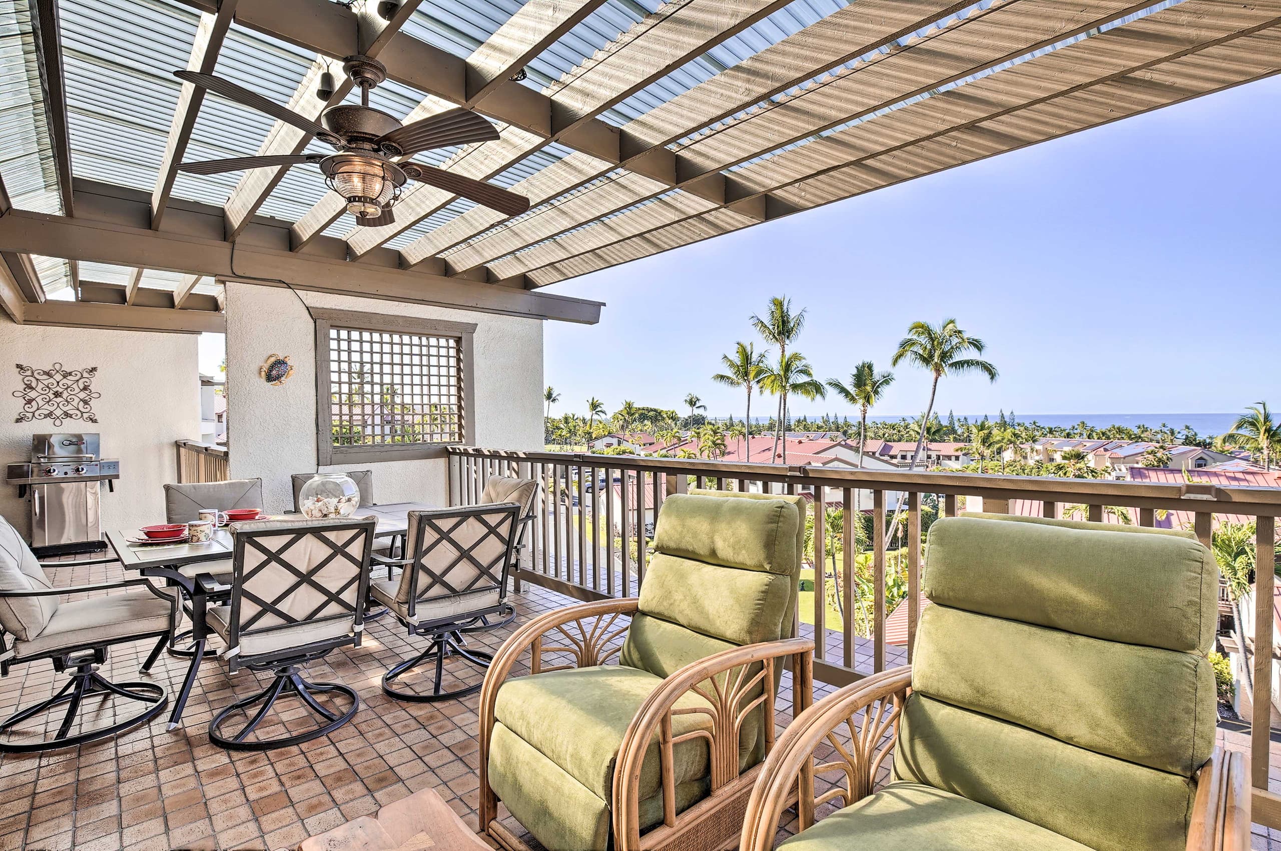 Condo in Kailua-Kona · ★4.95 · 1 bedroom · 2 beds · 2 baths - Image 20