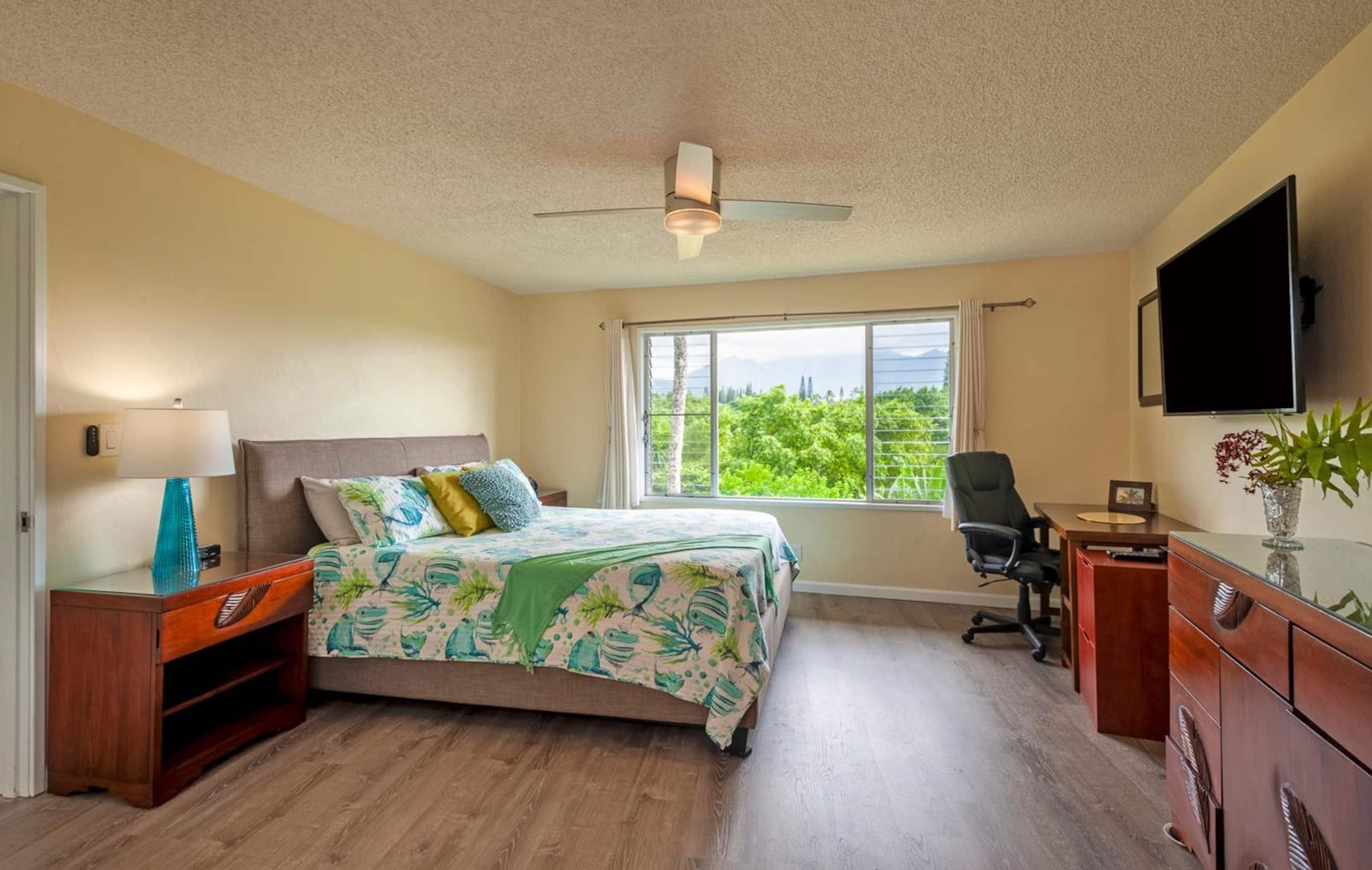 Condo in Princeville · ★4.86 · 2 bedrooms · 2 beds · 2 private baths - Image 24
