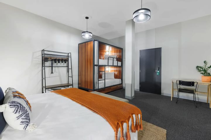 Bounce Melbourne managed Airbnb listing 1