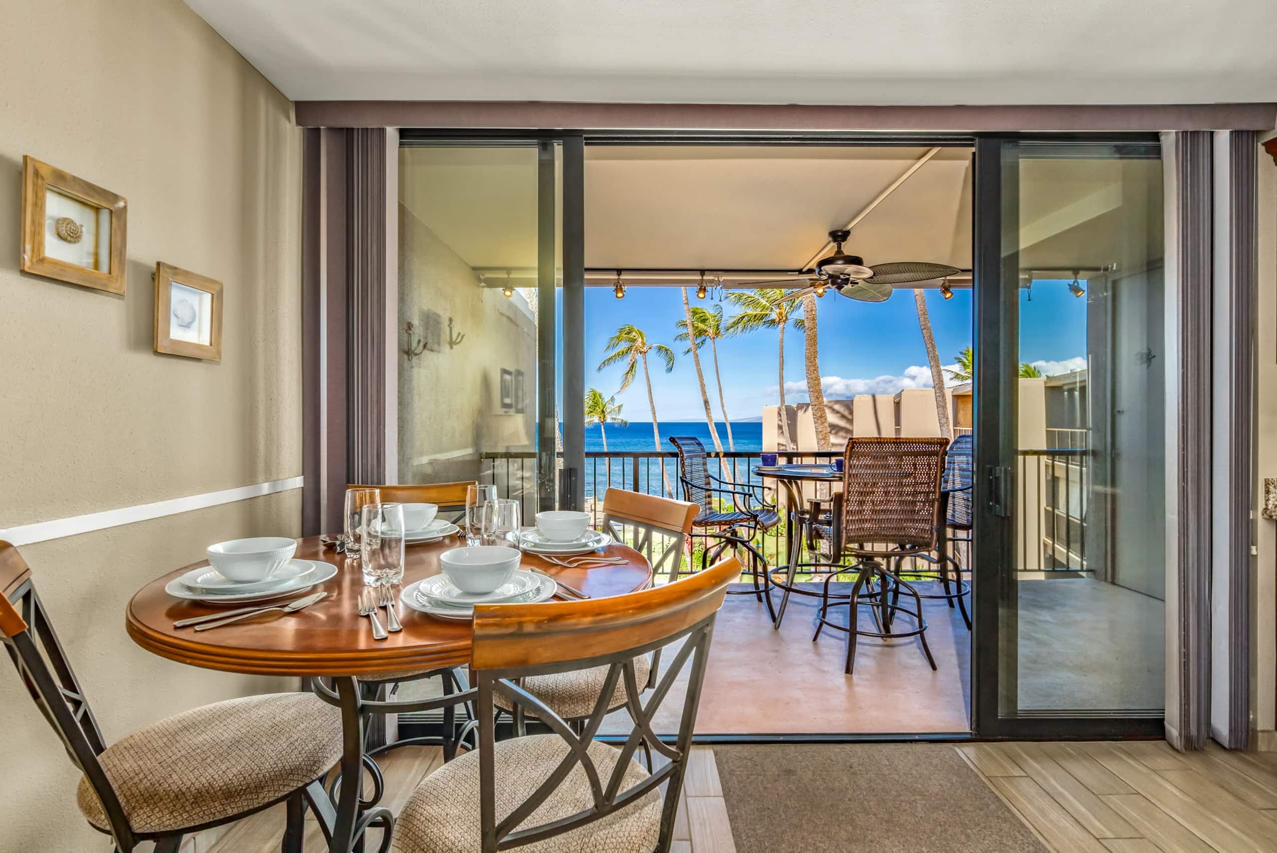 Condo in Lahaina · ★4.65 · 1 bedroom · 2 beds · 1 shared bath - Image 13