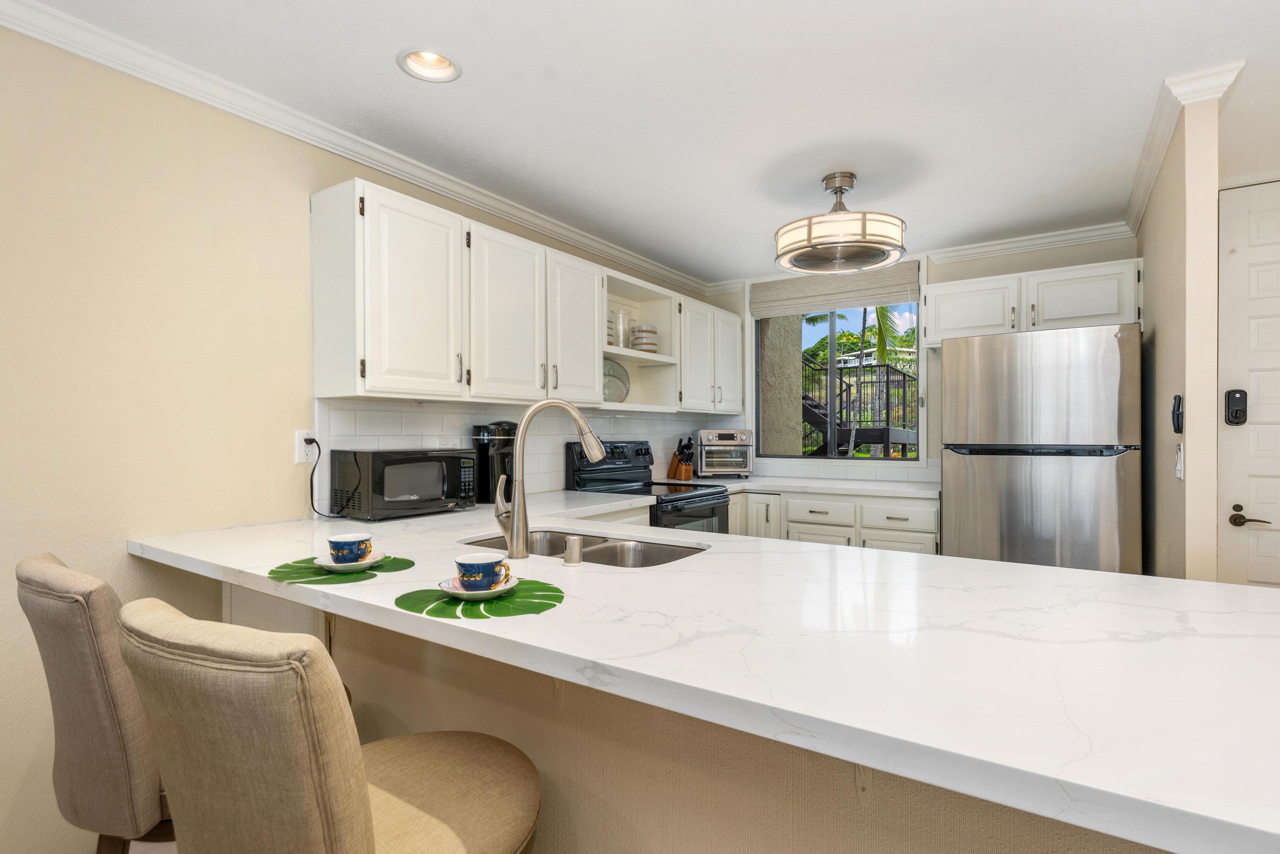 Condo in Kailua-Kona · ★4.59 · 2 bedrooms · 3 beds · 2 shared baths - Image 22