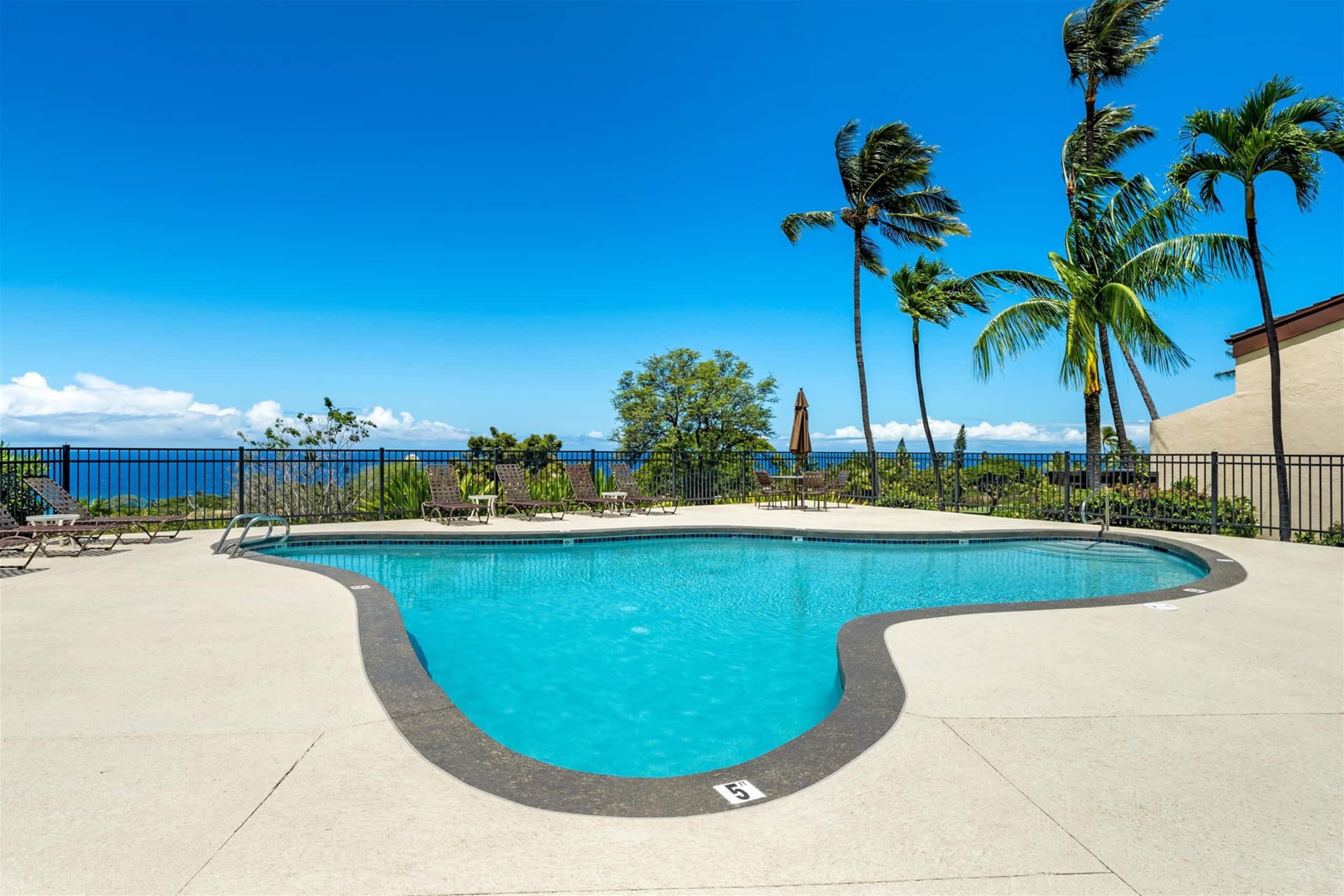 Condo in Kailua-Kona · ★4.59 · 2 bedrooms · 3 beds · 2 shared baths - Image 30