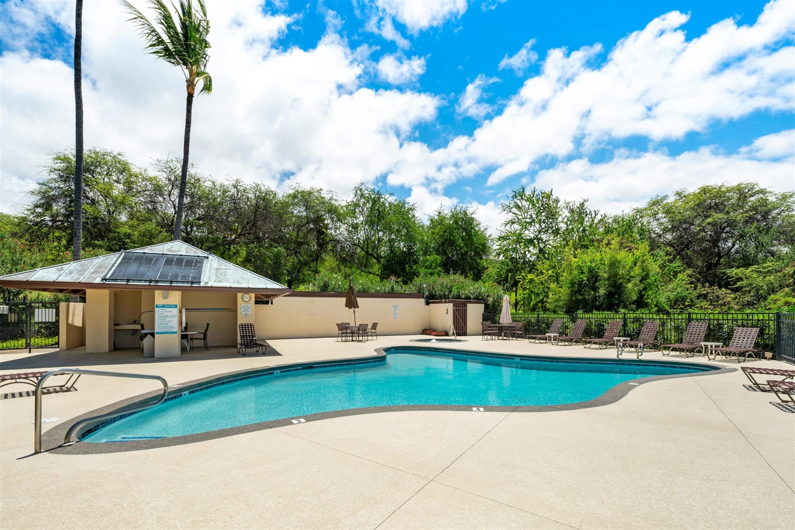 Condo in Kailua-Kona · ★4.59 · 2 bedrooms · 3 beds · 2 shared baths - Image 32