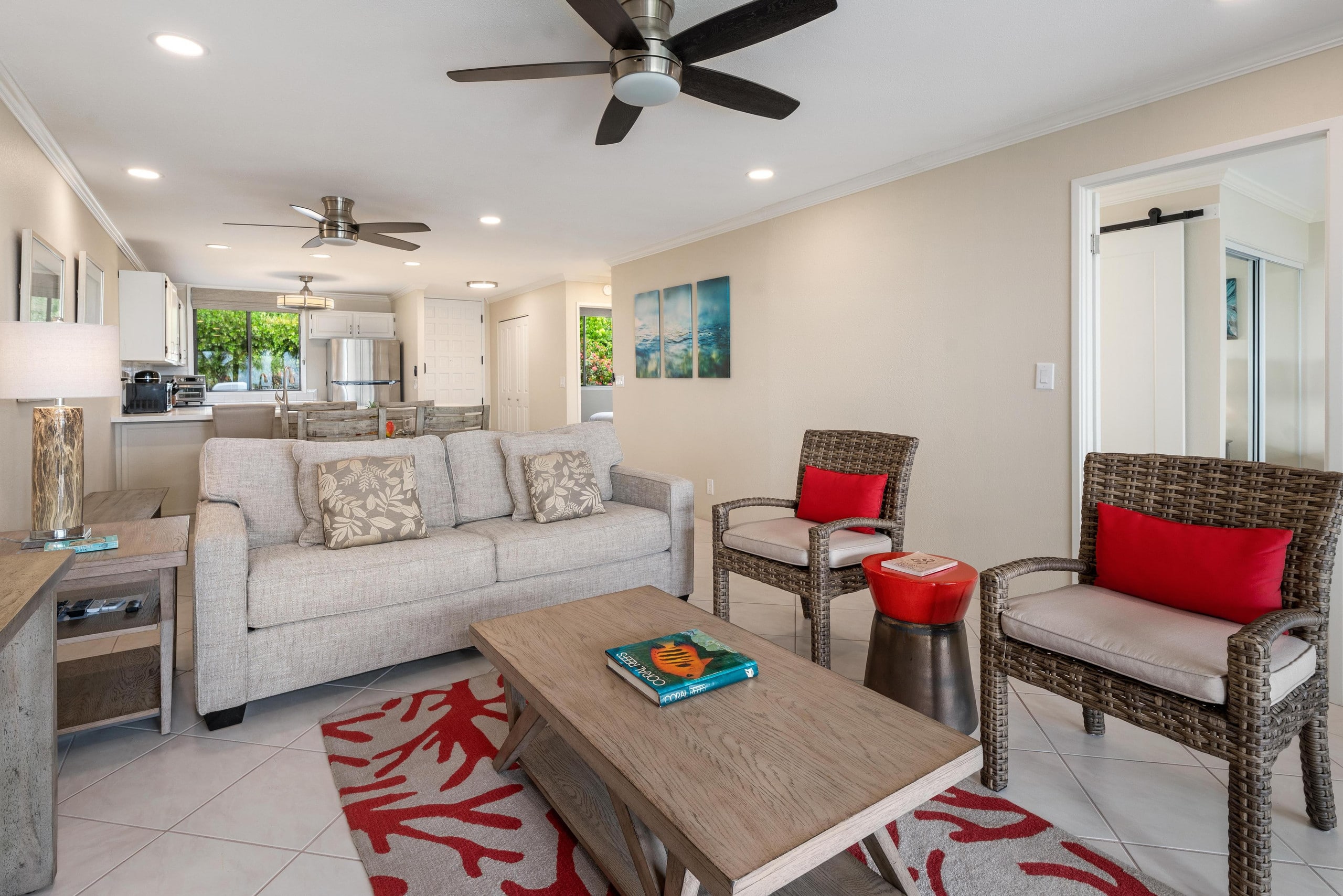 Condo in Kailua-Kona · ★4.59 · 2 bedrooms · 3 beds · 2 shared baths - Image 5