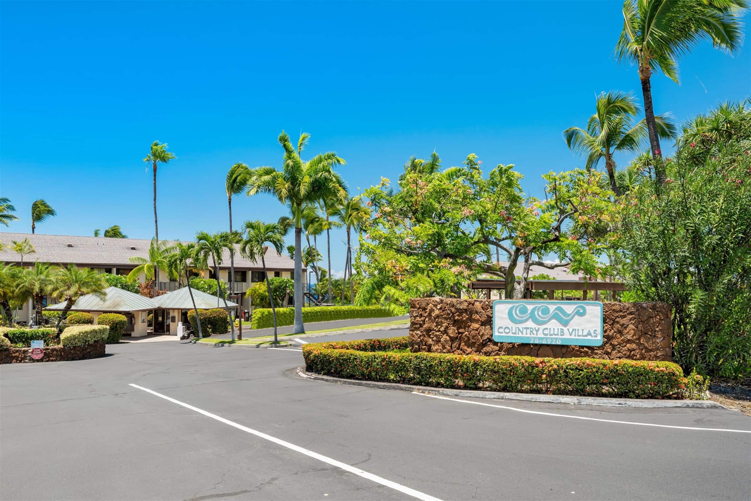 Condo in Kailua-Kona · ★4.59 · 2 bedrooms · 3 beds · 2 shared baths - Image 41