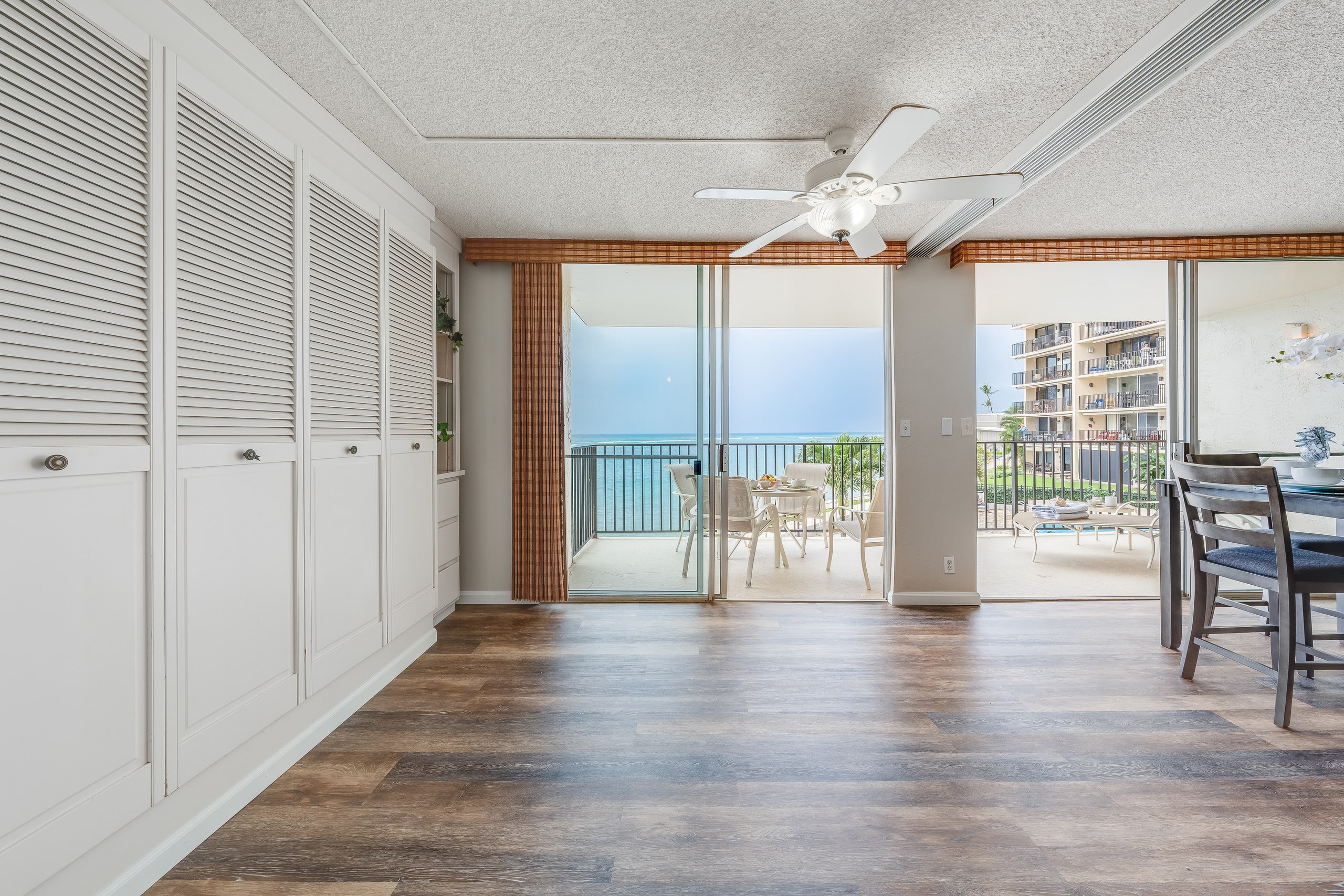 Condo in Lahaina · ★4.27 · 1 bedroom · 2 beds · 2 baths - Image 12