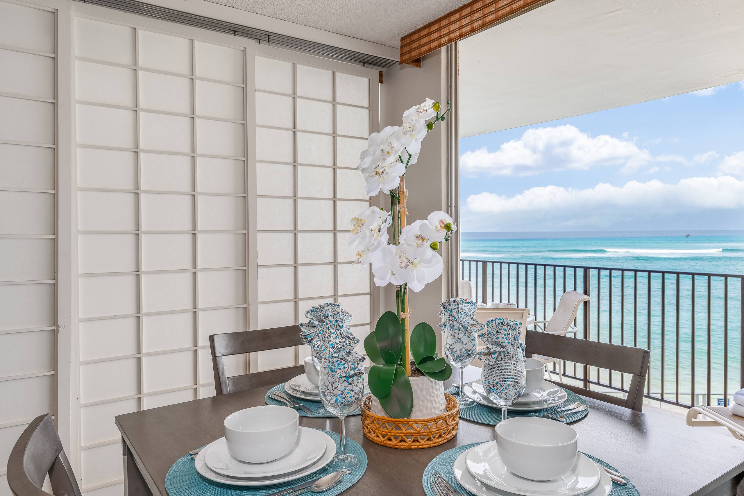Condo in Lahaina · ★4.27 · 1 bedroom · 2 beds · 2 baths - Image 35