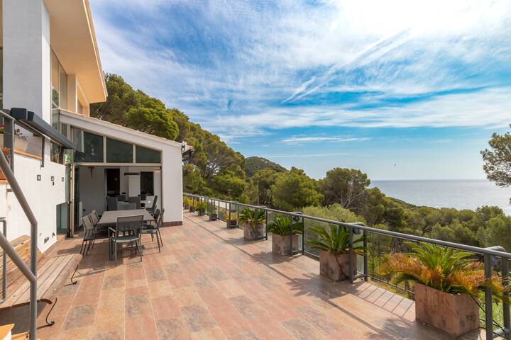 Espectacular villa en Begur gallery image 3
