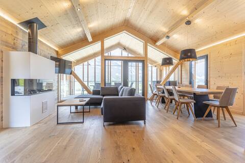 Superior Chalet with 4 bedrooms and sauna & pool