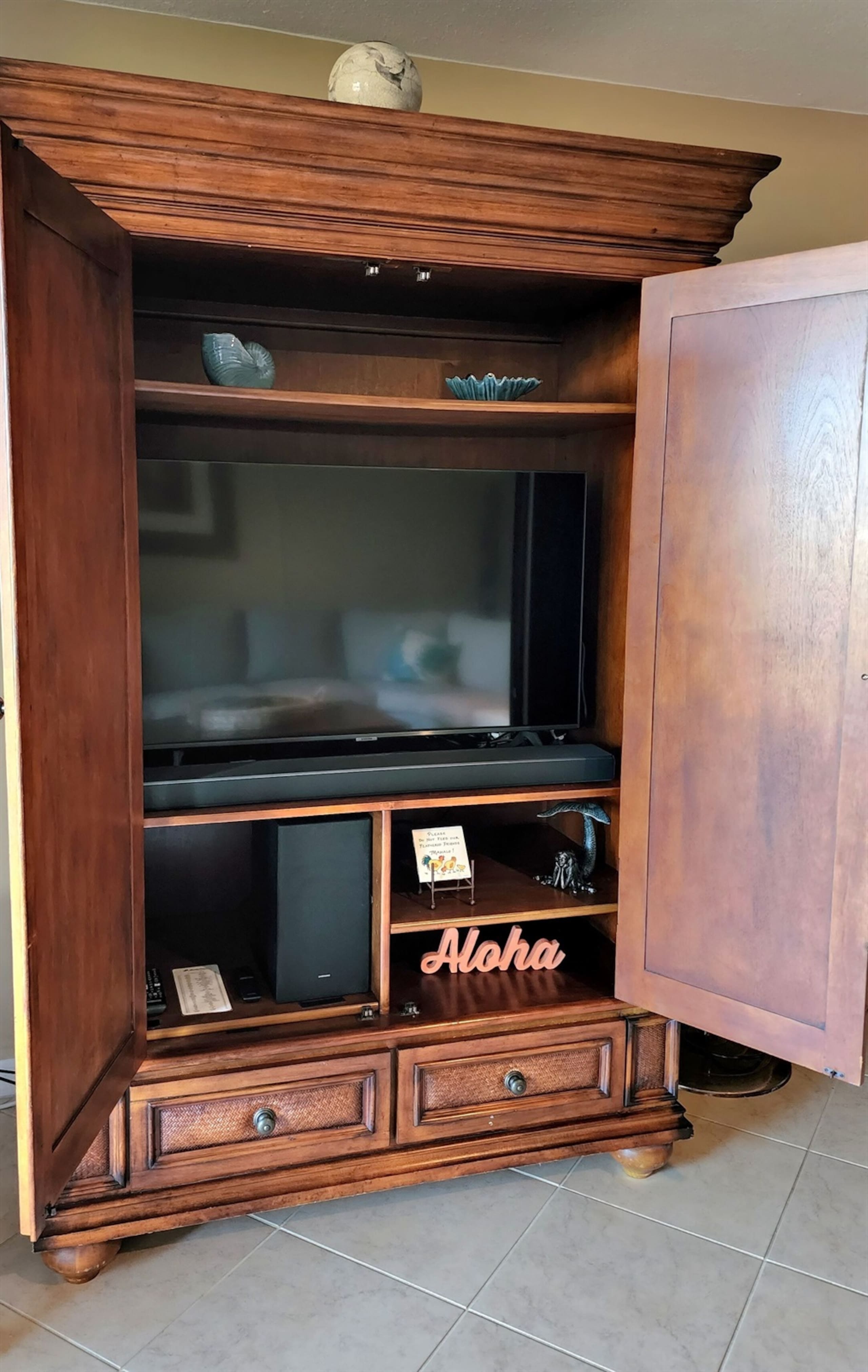 Condo in Princeville · ★4.88 · 1 bedroom · 2 beds · 1 bath - Image 10