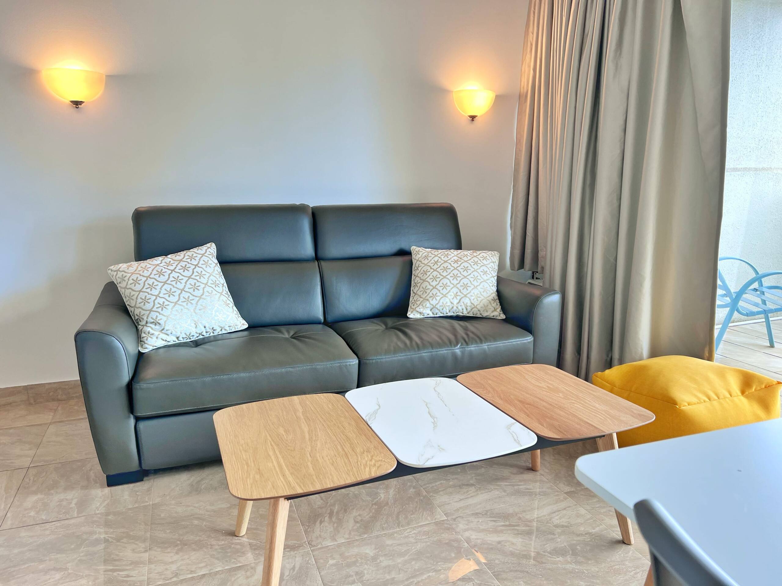 Condo in Honolulu · ★4.8 · 1 bedroom · 2 beds · 1 shared bath - Image 3