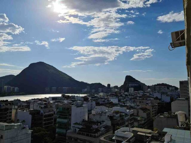 Riou018 Ipanema 2 suítes vista lagoa