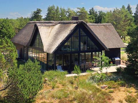 blåvand garden retreat: tranquil escape