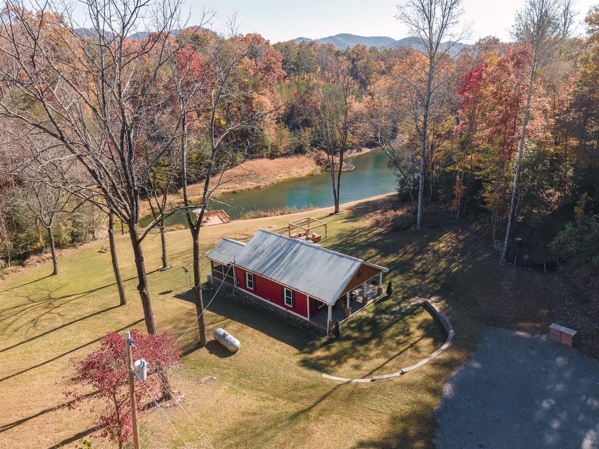 The Rustic Ruby, waterfront cabin on a private pond in Morganton, Georgia near Blue Ridge