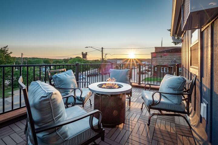 Celebrate Downtown | Rooftop Patio | Arcade gallery image 4