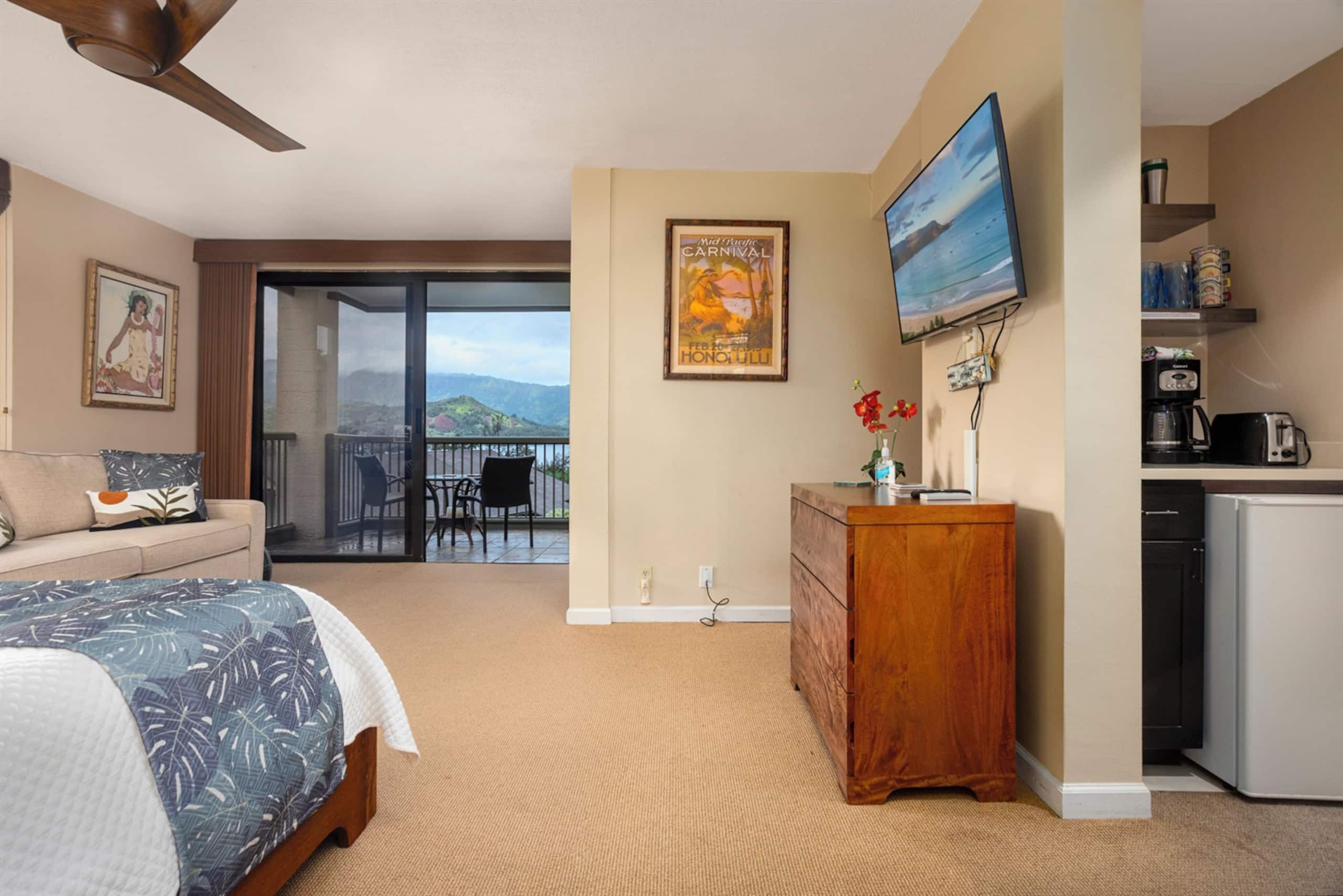 Condo in Princeville · ★4.88 · 1 bedroom · 2 beds · 1 bath - Image 9