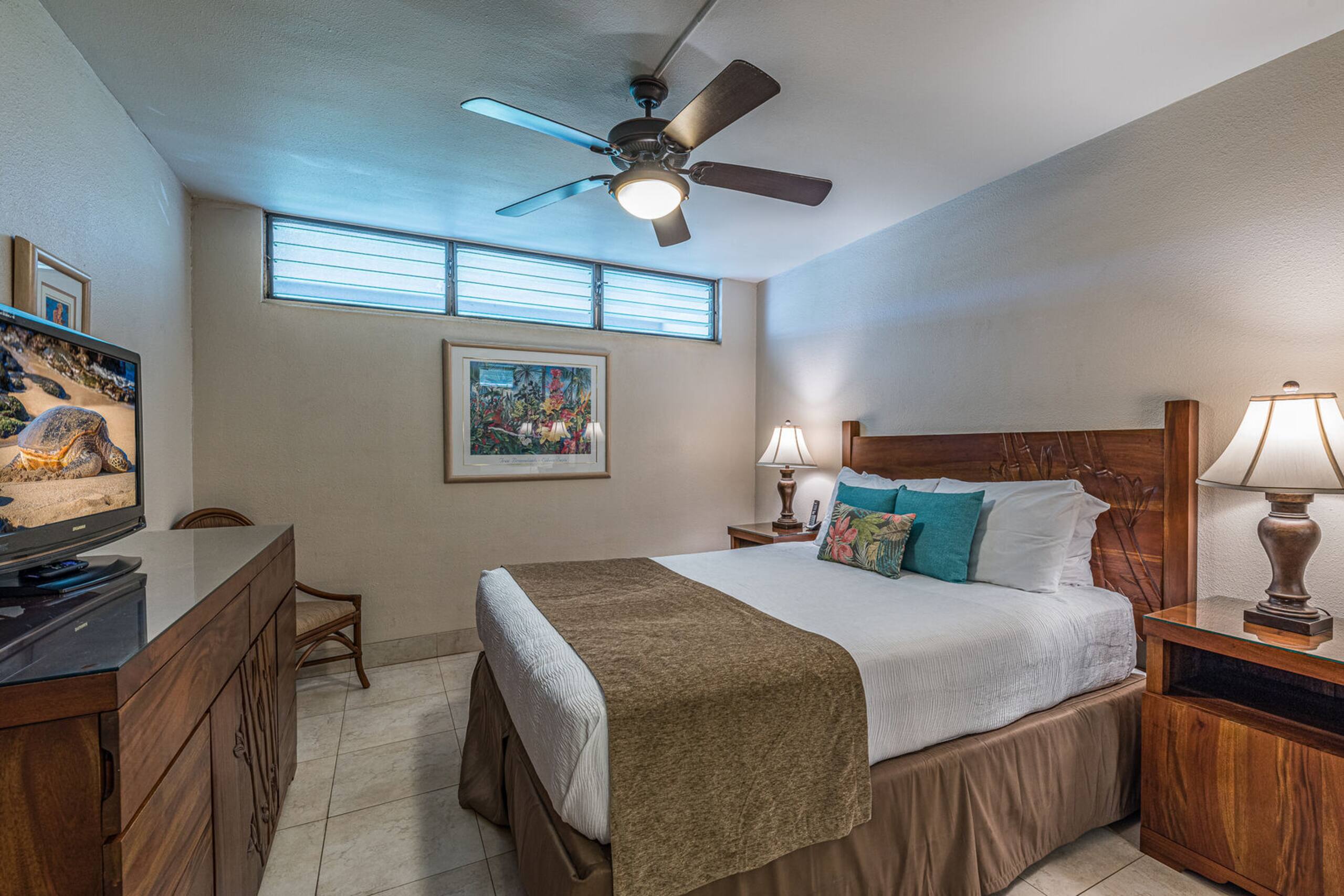Condo in Kihei · ★4.67 · 1 bedroom · 2 beds · 1 private bath - Image 13