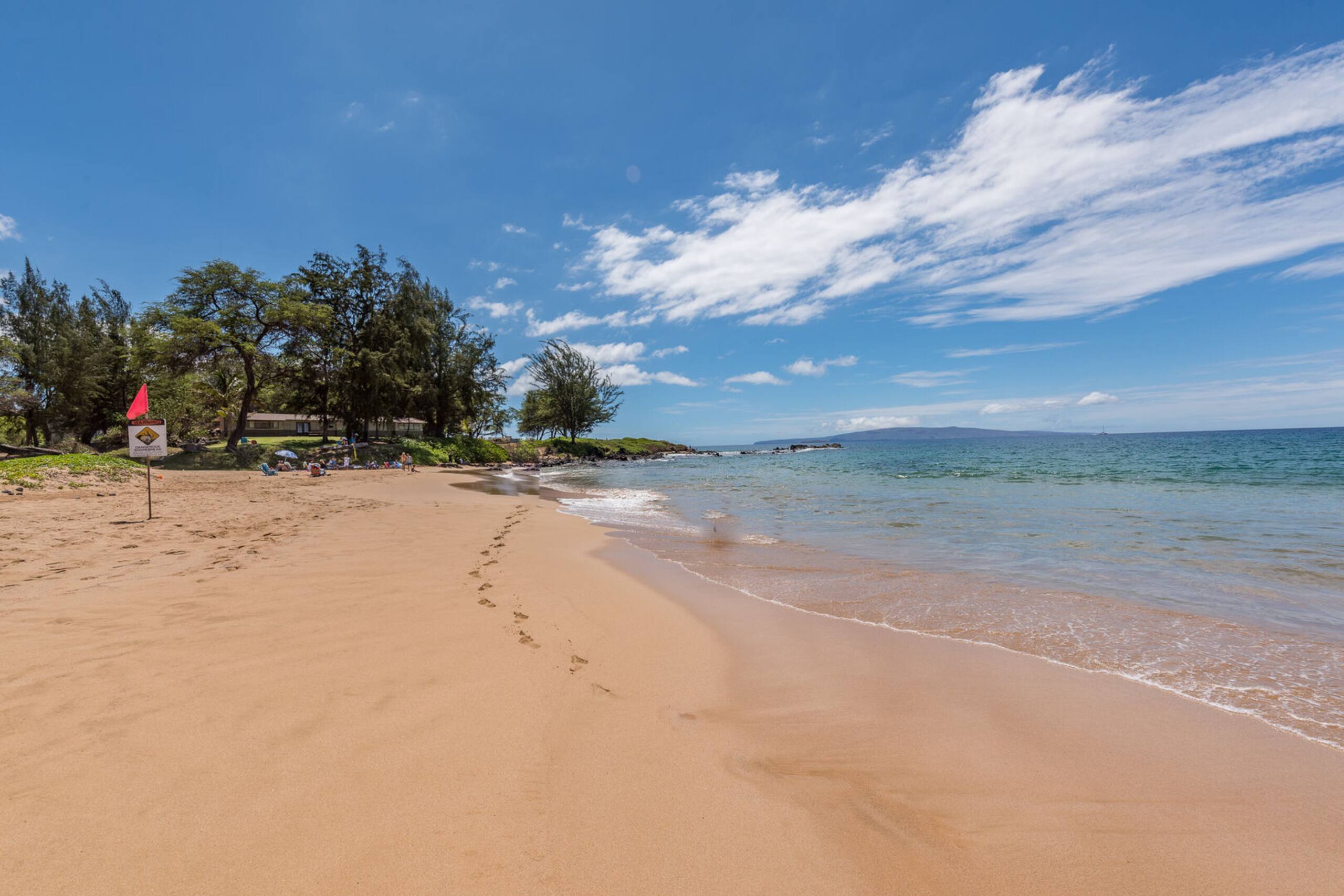 Condo in Kihei · ★4.67 · 1 bedroom · 2 beds · 1 private bath - Image 34