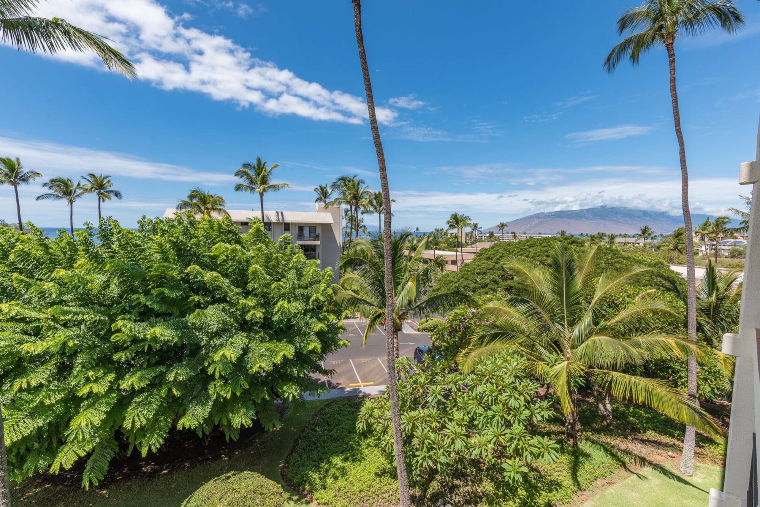 Condo in Kihei · ★4.67 · 1 bedroom · 2 beds · 1 private bath - Image 30