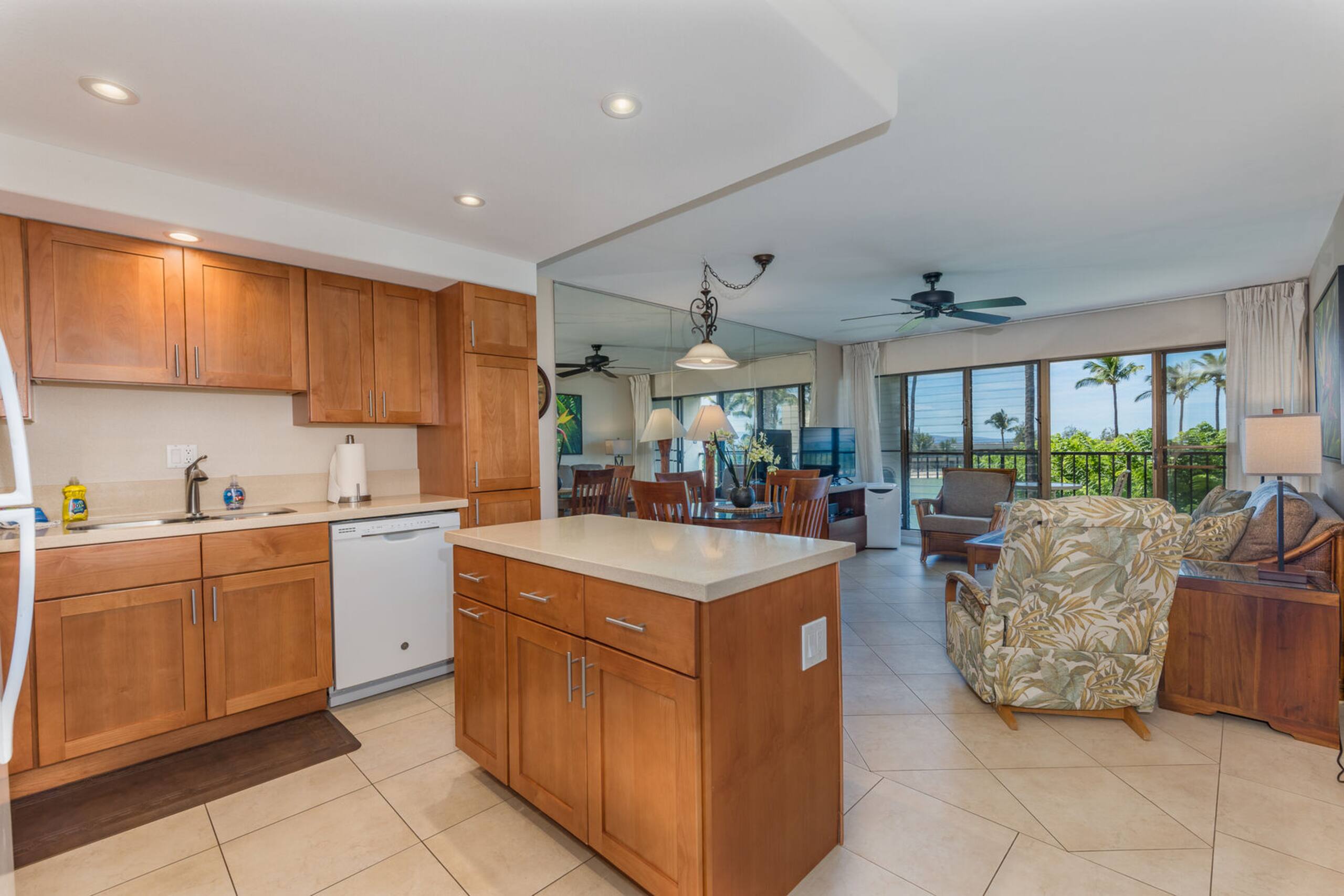 Condo in Kihei · ★4.67 · 1 bedroom · 2 beds · 1 private bath - Image 10