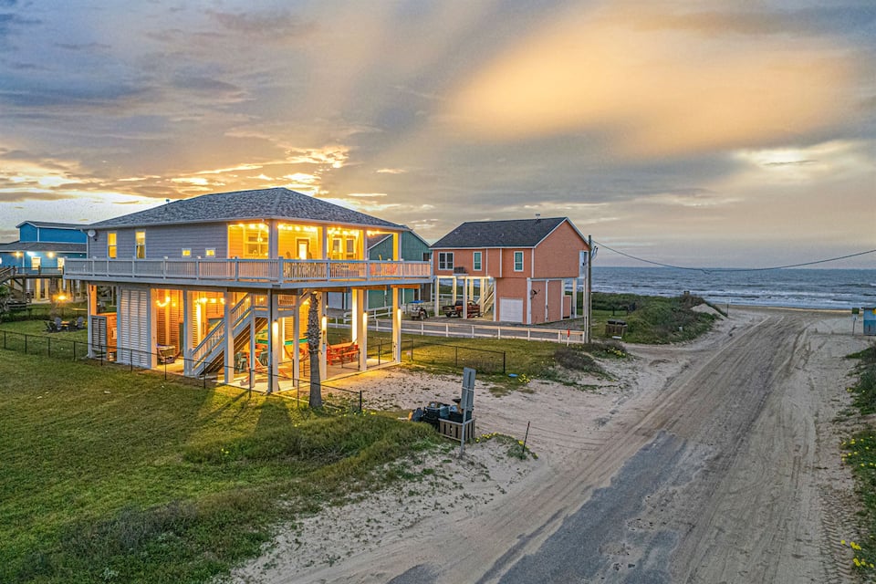Beachfront Home Rentals near Galveston Beach Galveston TX Airbnb