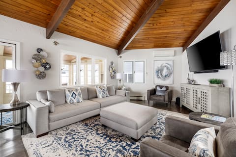 Waterfront home w/ private entrance & fireplace