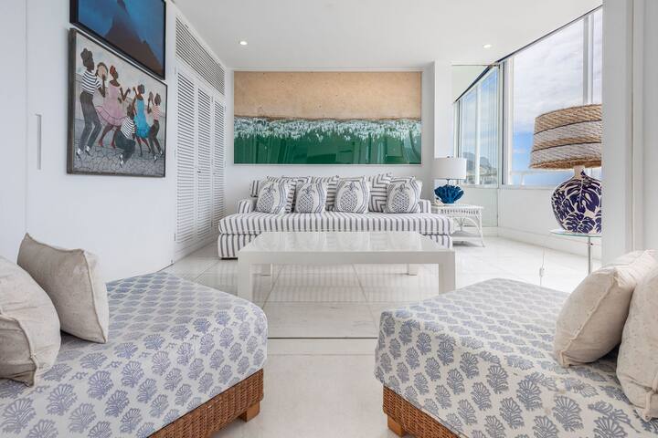 Rio082 – Charming beachfront apartment in Ipanema gallery image 5