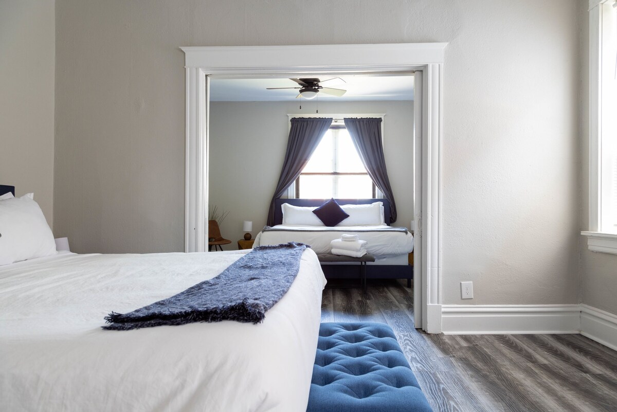 4号卧室-加大双人床