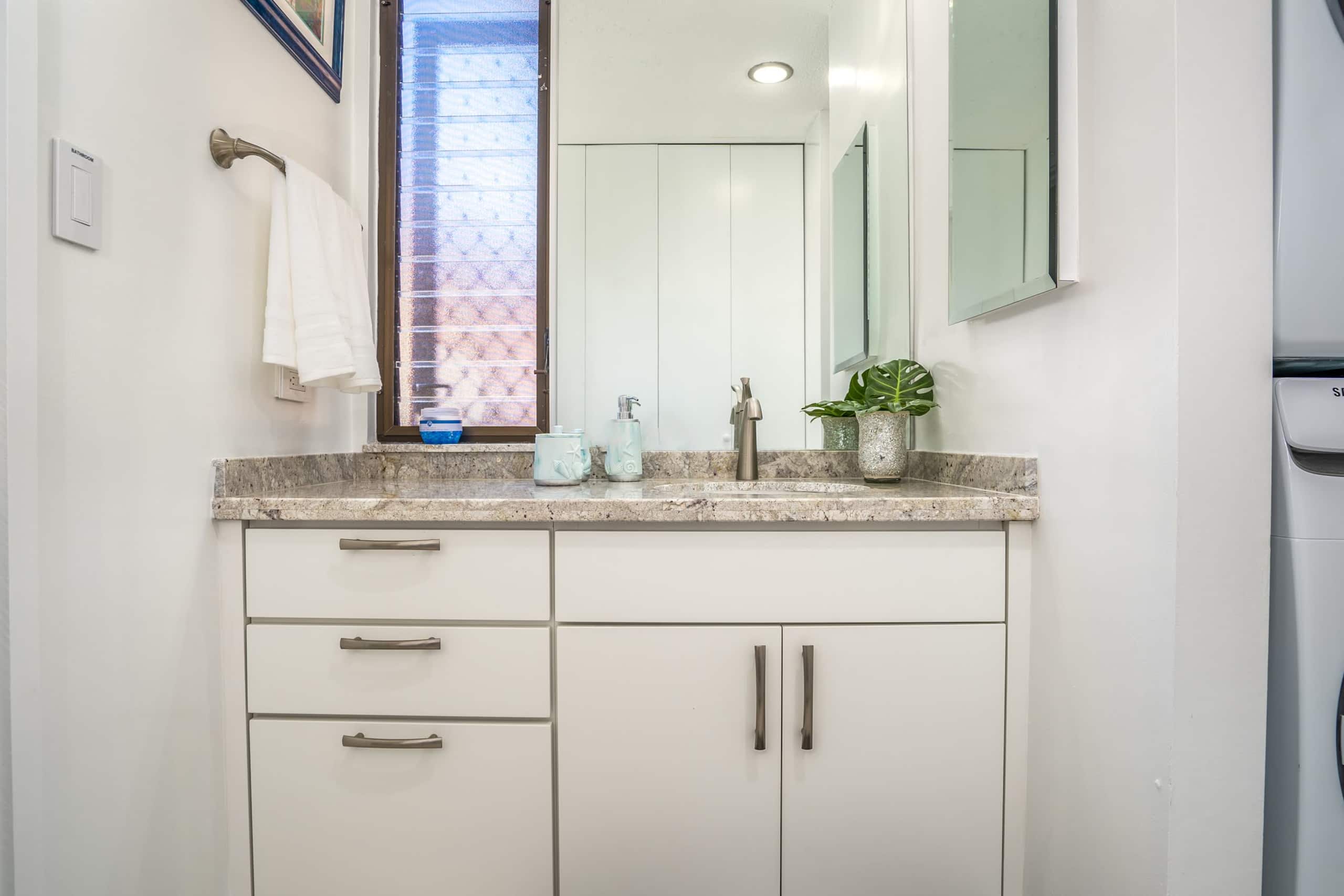 Condo in Kihei · ★4.59 · 1 bedroom · 2 beds · 2 baths - Image 19