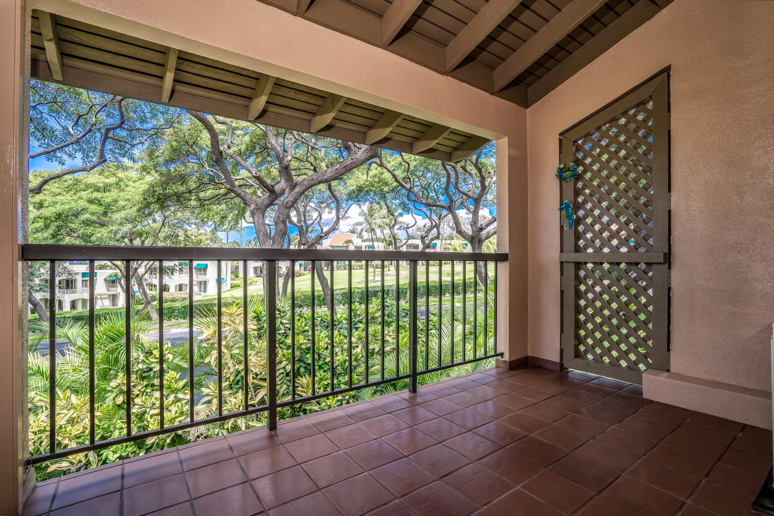 Condo in Kihei · ★4.59 · 1 bedroom · 2 beds · 2 baths - Image 28