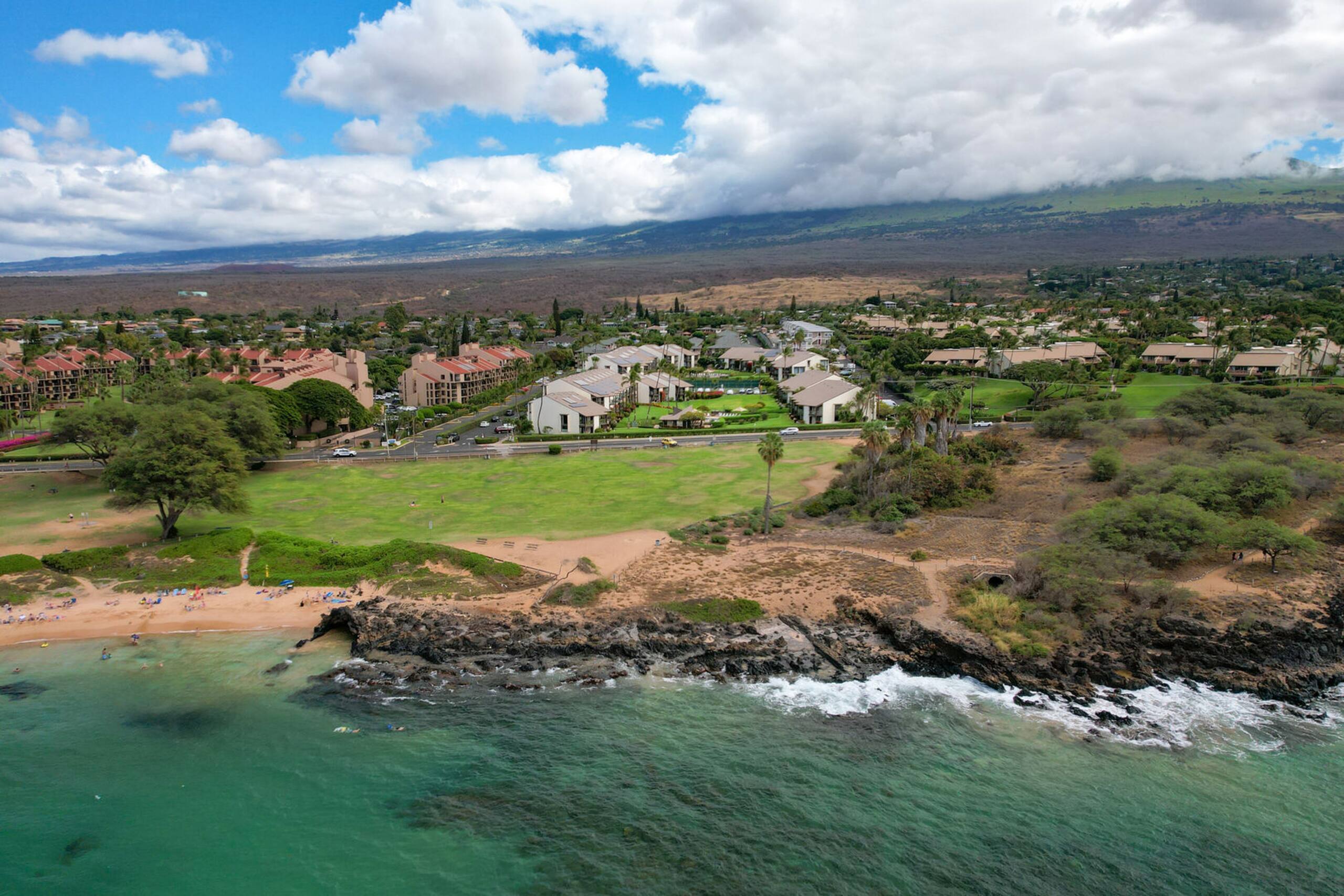 Condo in Kihei · ★4.83 · 1 bedroom · 2 beds · 1 bath - Image 62