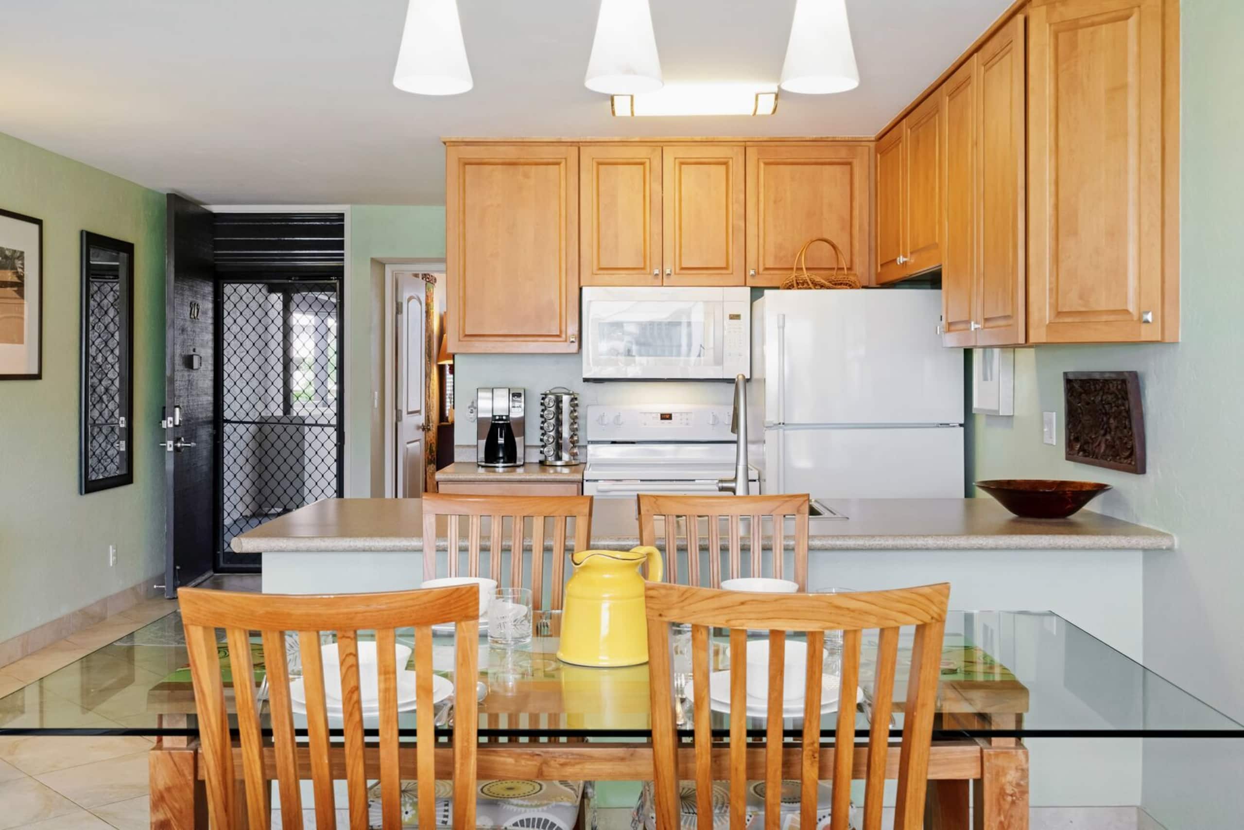 Condo in Kihei · ★4.83 · 1 bedroom · 2 beds · 1 bath - Image 23