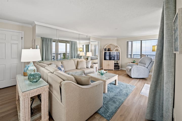 B2 Vacations managed Airbnb listing 3