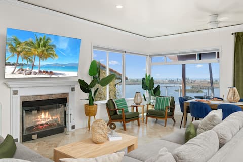 Lagoon Front Villa C2375-0